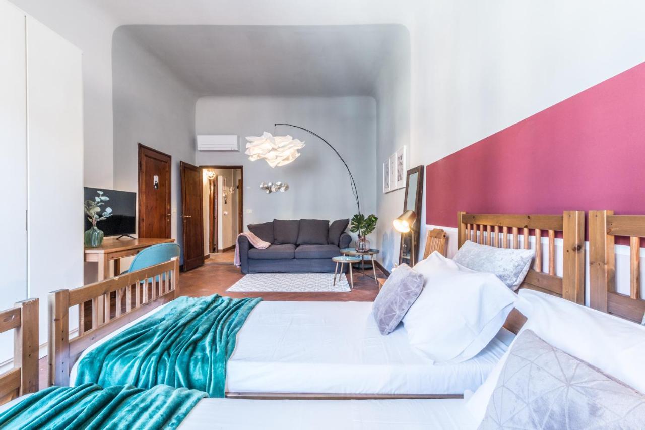 Wine Apartments Florence Franciacorta Bagian luar foto